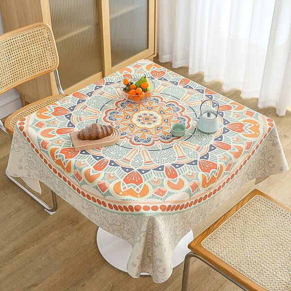 Homestead Nappe en batik faite à la main Motif éléphant 100 % coton Taille double 183 x 274 cm Homestead Nappe en batik faite à la main Motif éléphant 100 % coton Taille double 183 x 274 cm