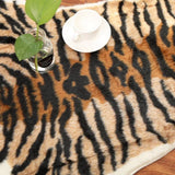 tapis tigre fausse fourrure